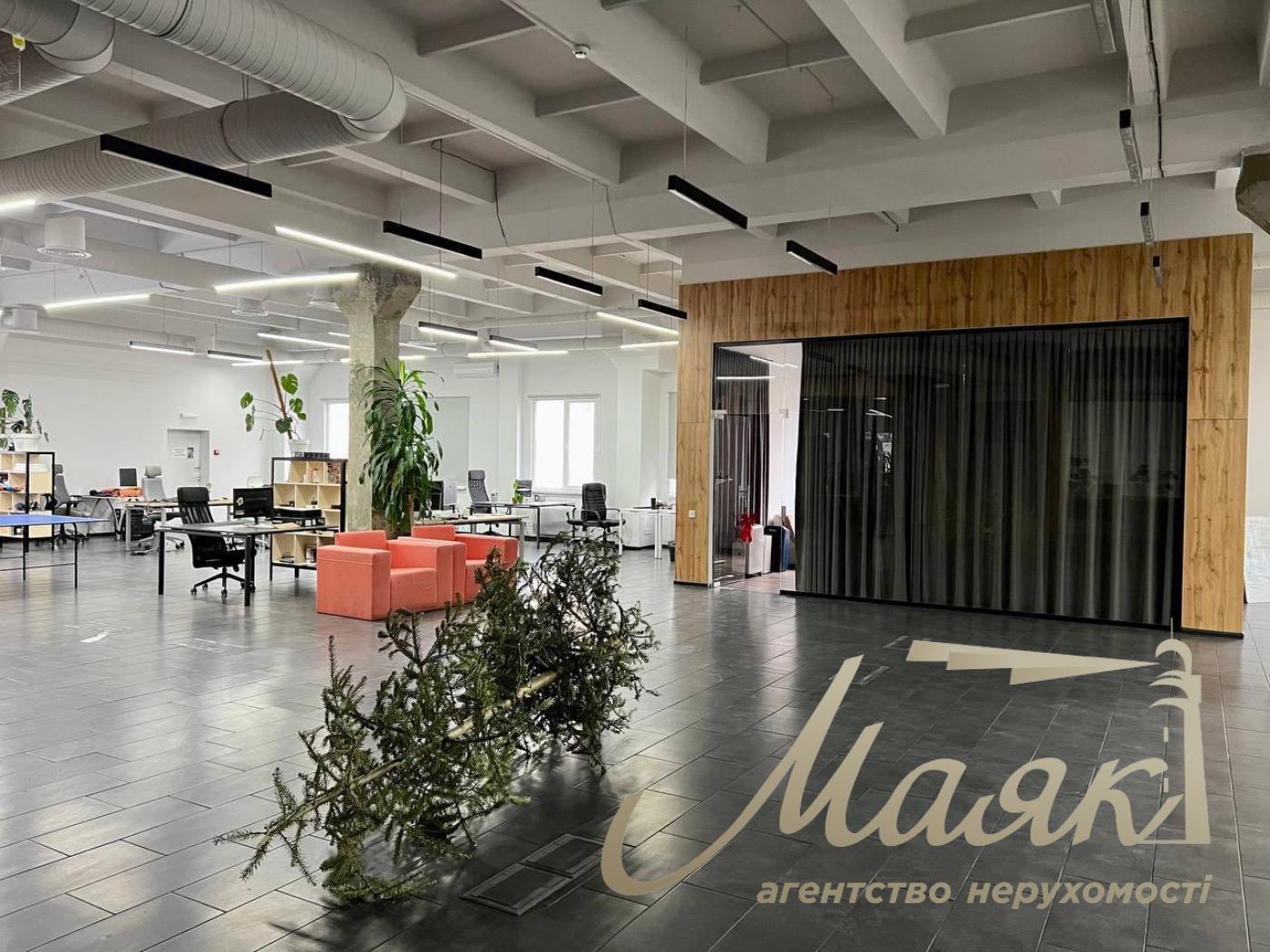 Office for rent 580 sq.m. on Princes Ostrozhskikh str. (Moskovska), 23