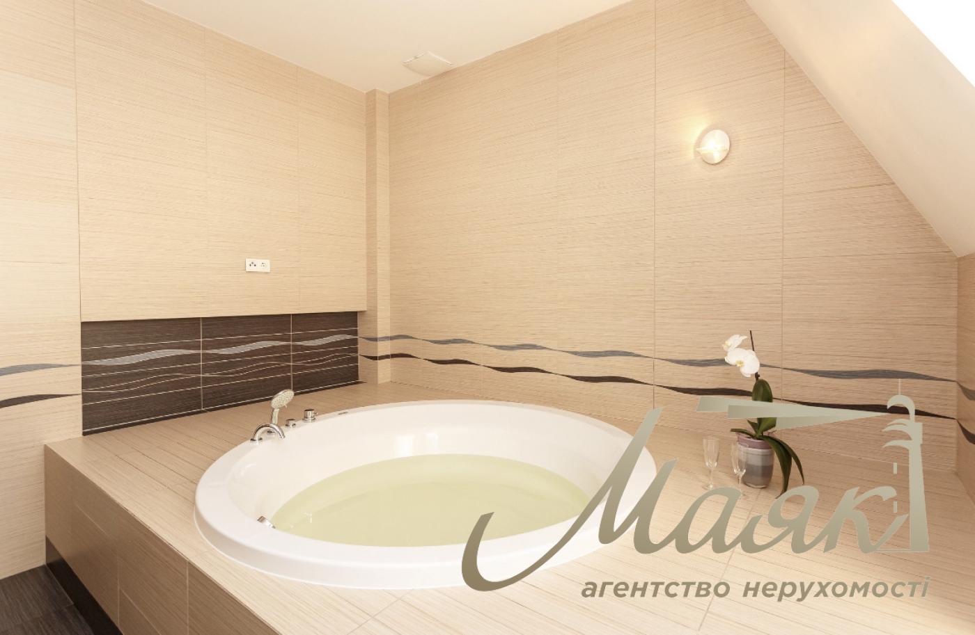 Продажа 4к квартиры в клубном доме ул. Клиническая 28, Соломенка