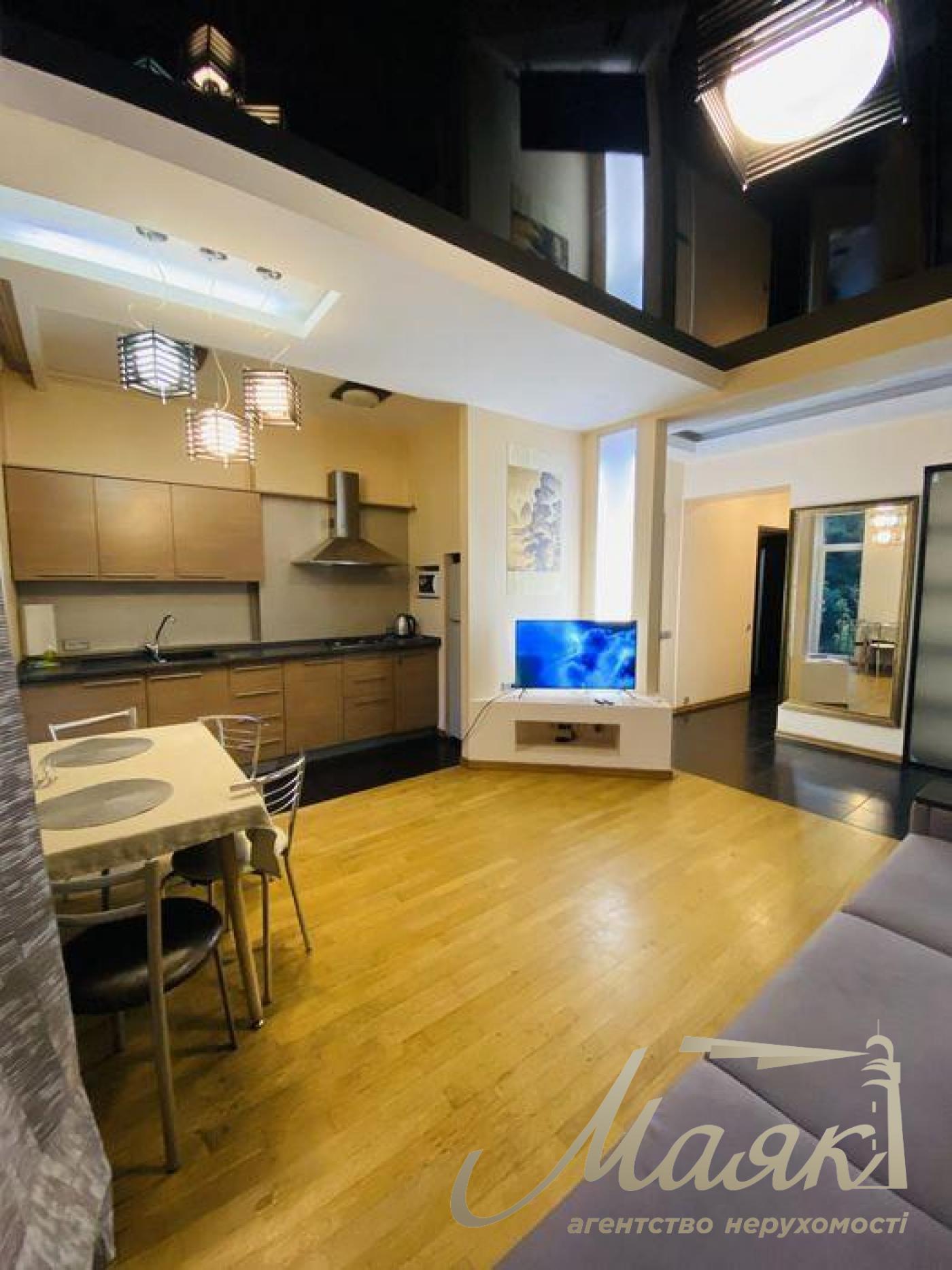 Продажа 3-к квартиры ул. Бассейная, Печерский р-н, Центр Киев