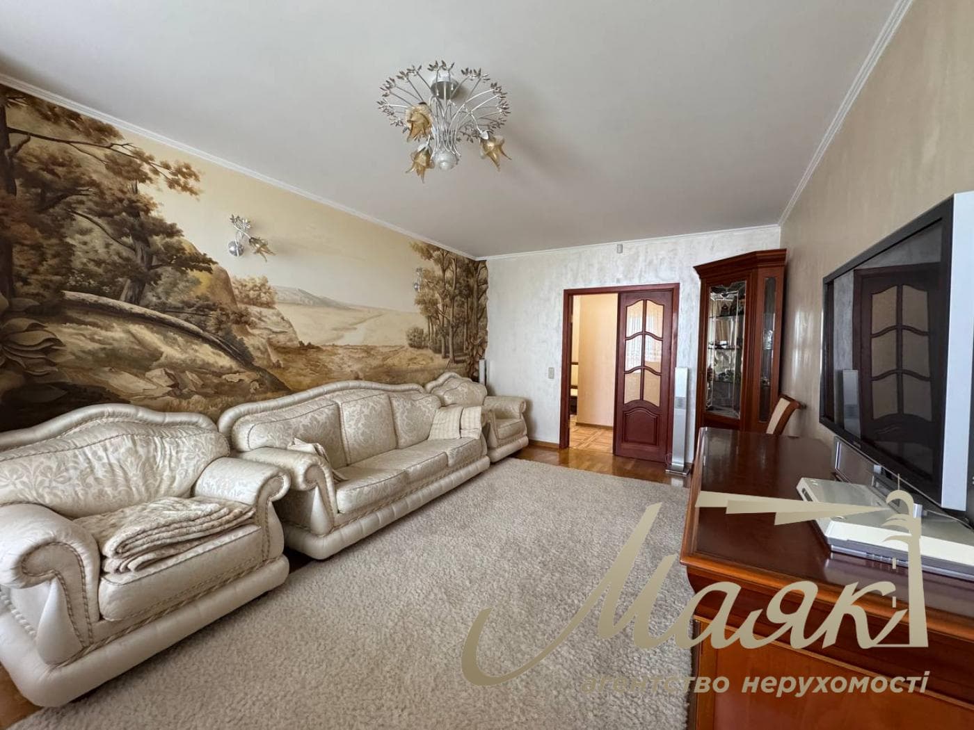 Аренда 3к квартиры, 107м2, Ахматовой 16Б