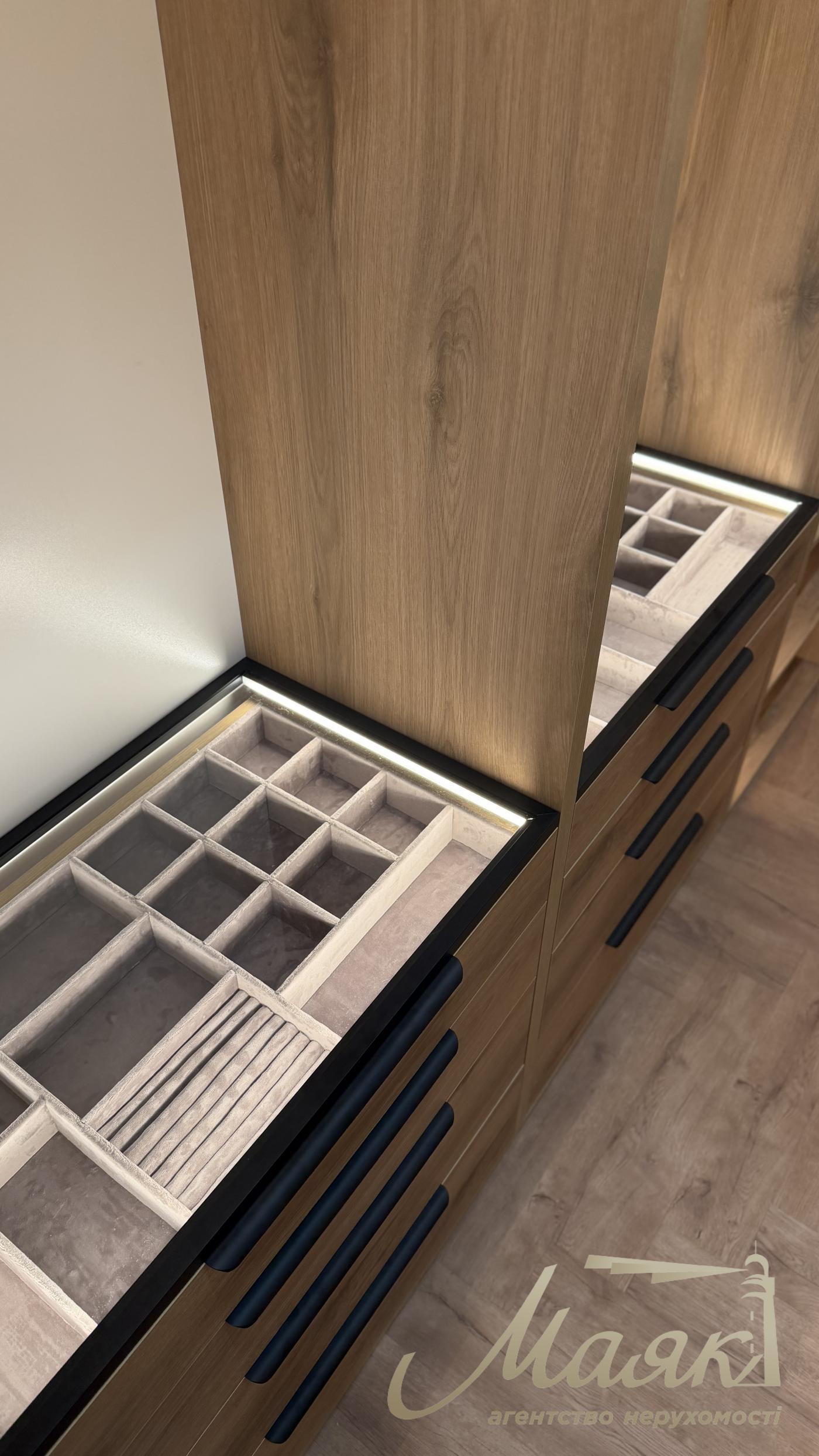 Продаж 2-х поверхового будинку 246м2, Ходосівка