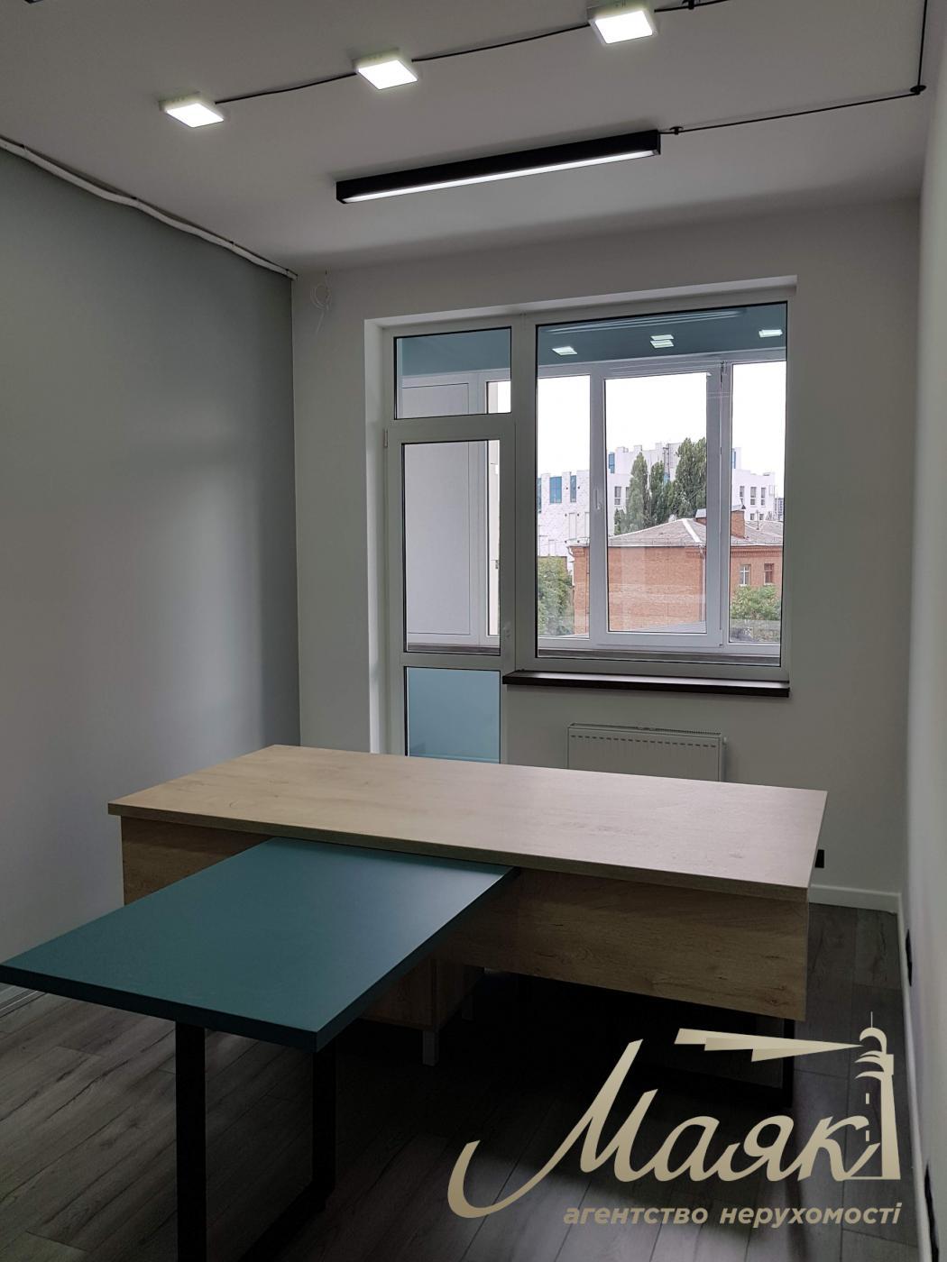 Оренда офісу 95м2 в ЖК Royal Tower вул.Саксаганського 37-К, Олімпійська.