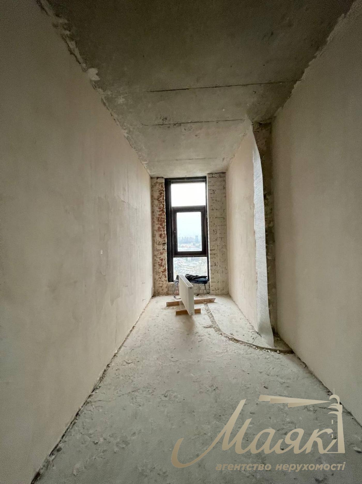 Sale of a view apartment in the residential complex "Fundukleevsky", Bohdan Khmelnitsky street