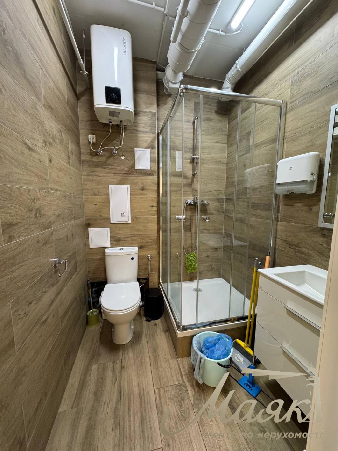 Оренда комерції 90м2, ЖК Севен.