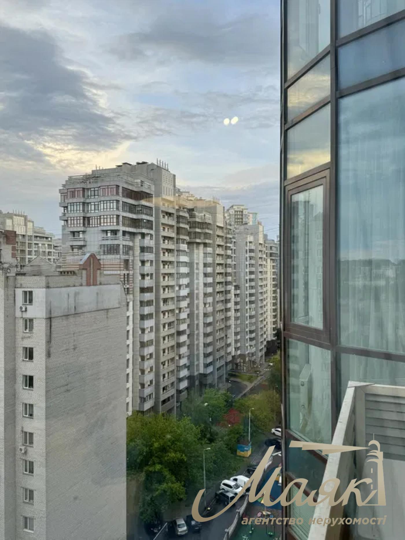 Rent of 2-room apartment, Andreya Verkhoglyada (Dragomirov) st. 2-A, Novopechersky Dvor residential complex