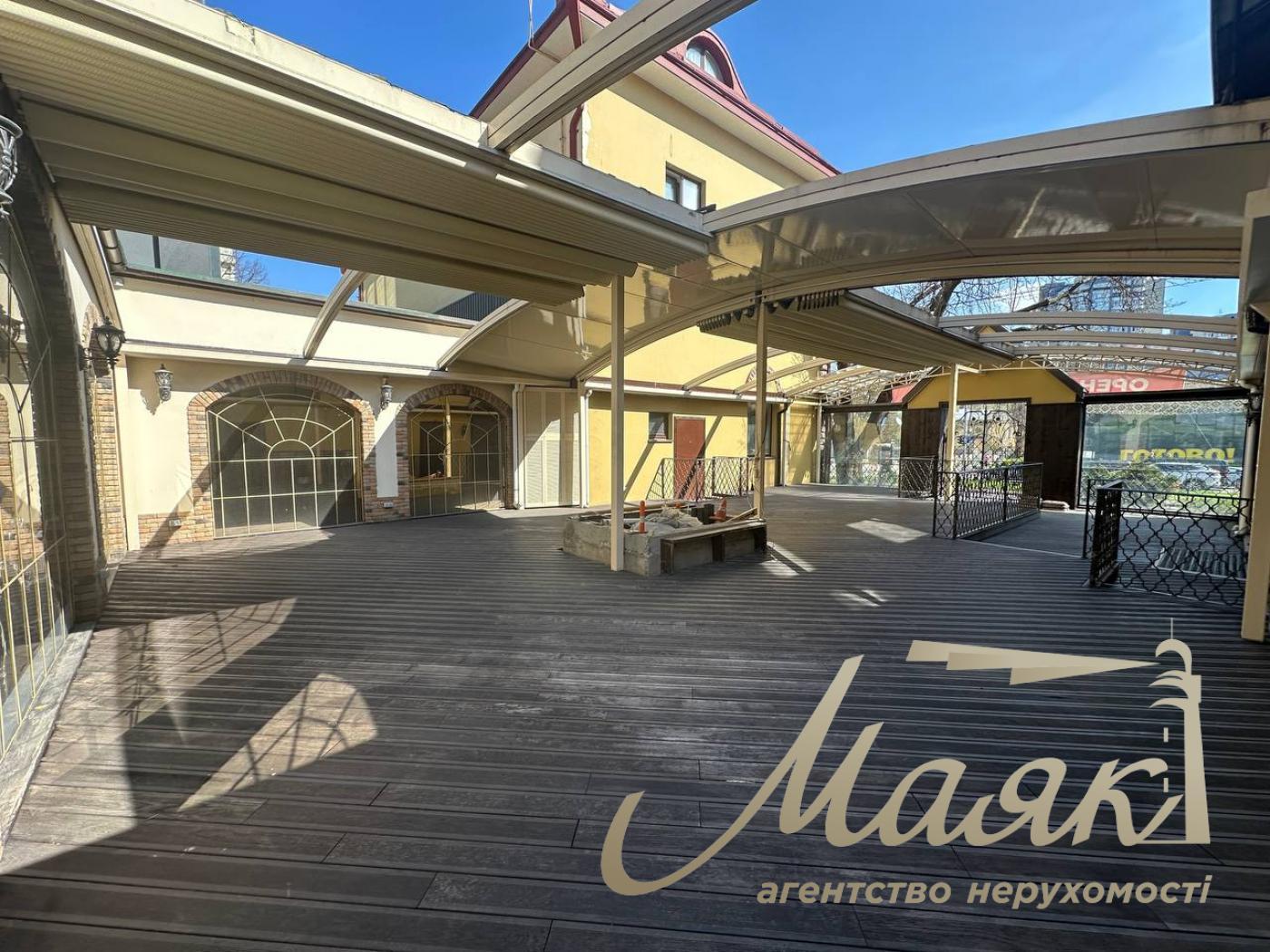 Rent of premises for a restaurant on Almazova St. 12, Pechersk
