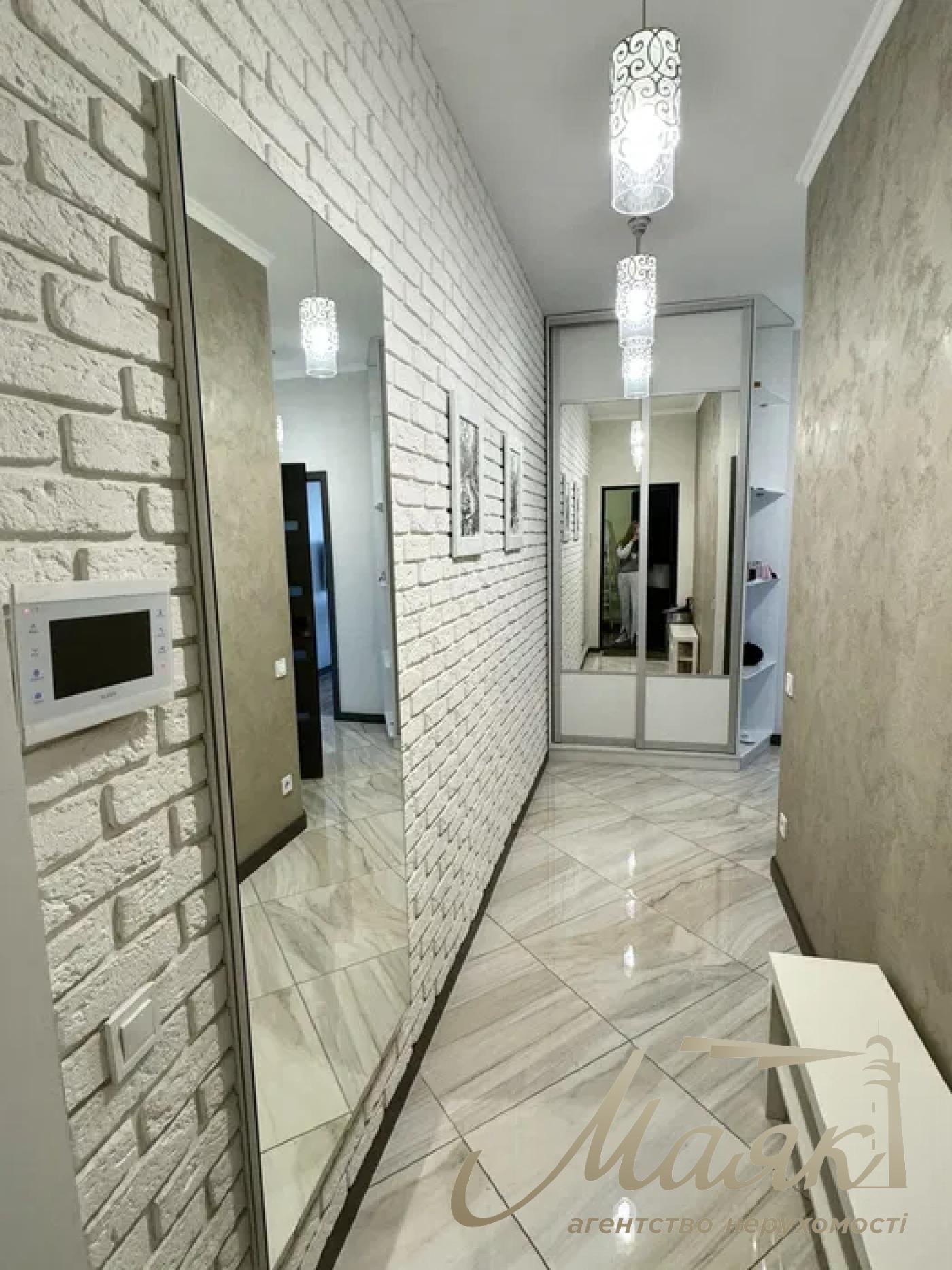 Rent of 2-room apartment, Andreya Verkhoglyada (Dragomirov) st. 2-A, Novopechersky Dvor residential complex