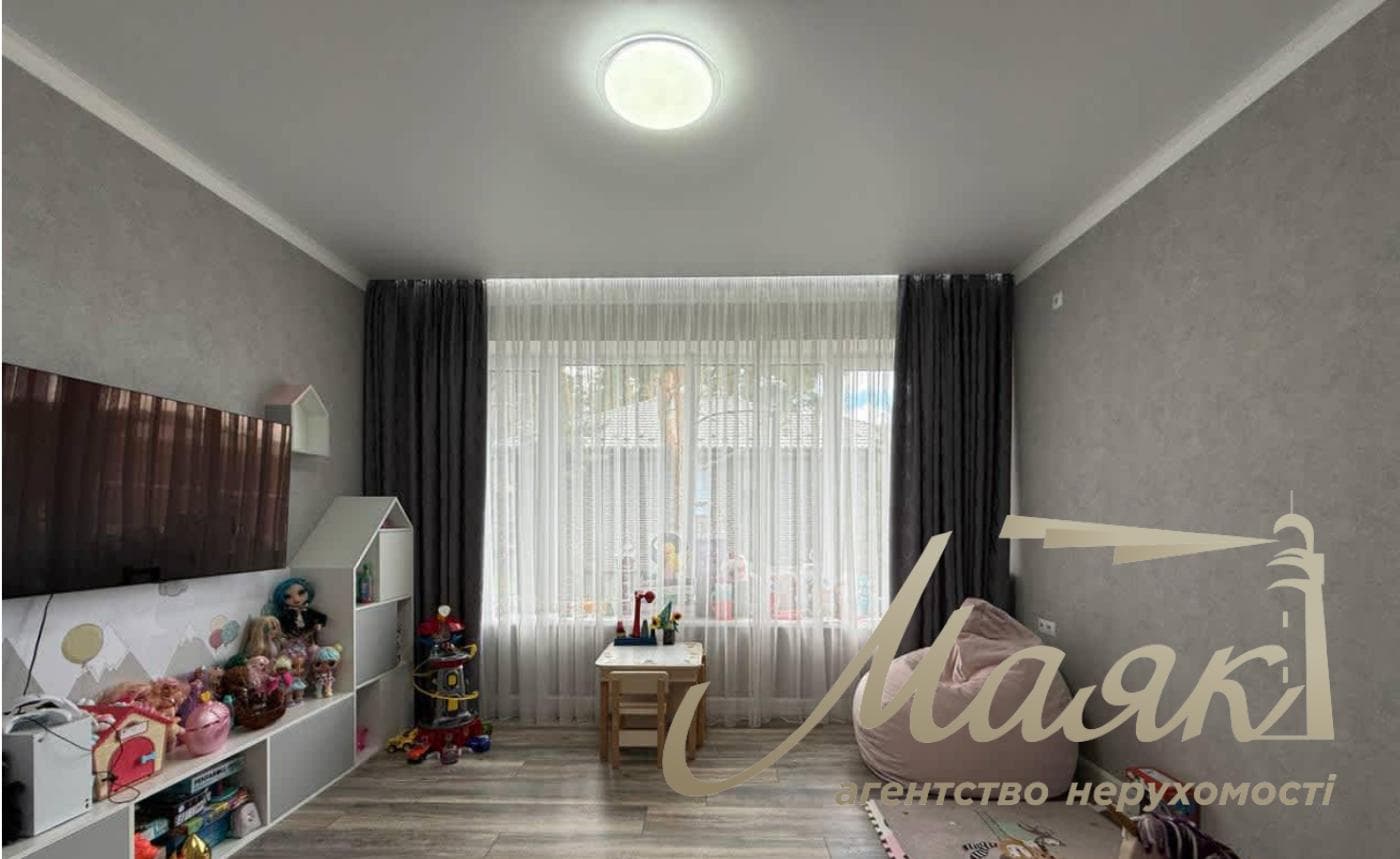 Продаж 2-х поверхового будинку 220м2, КМ Нова Ходосівка
