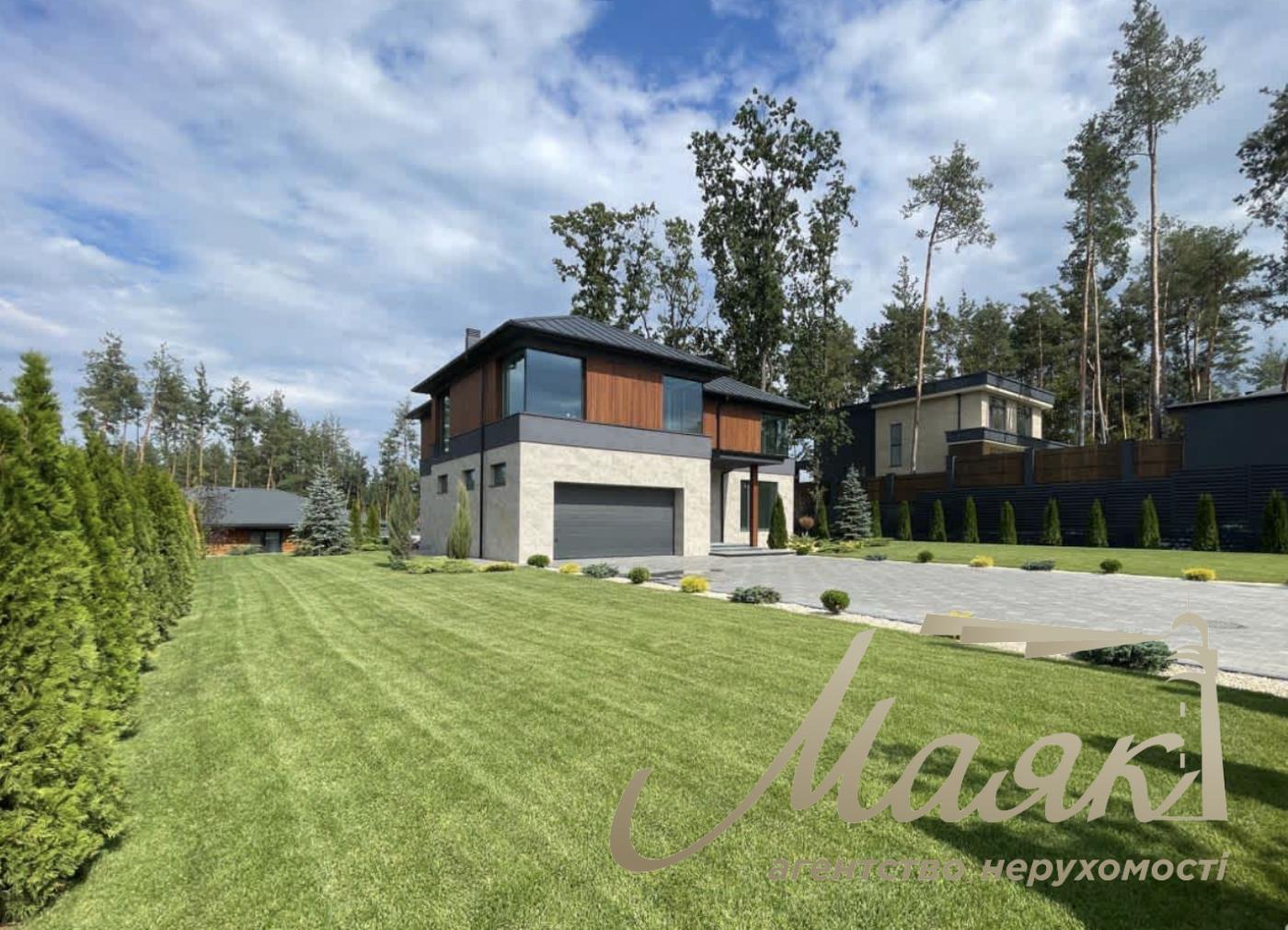 Продаж 2х-поверхового будинку 330м2 с. Ходосівка, Києво-Святошинський р-н.