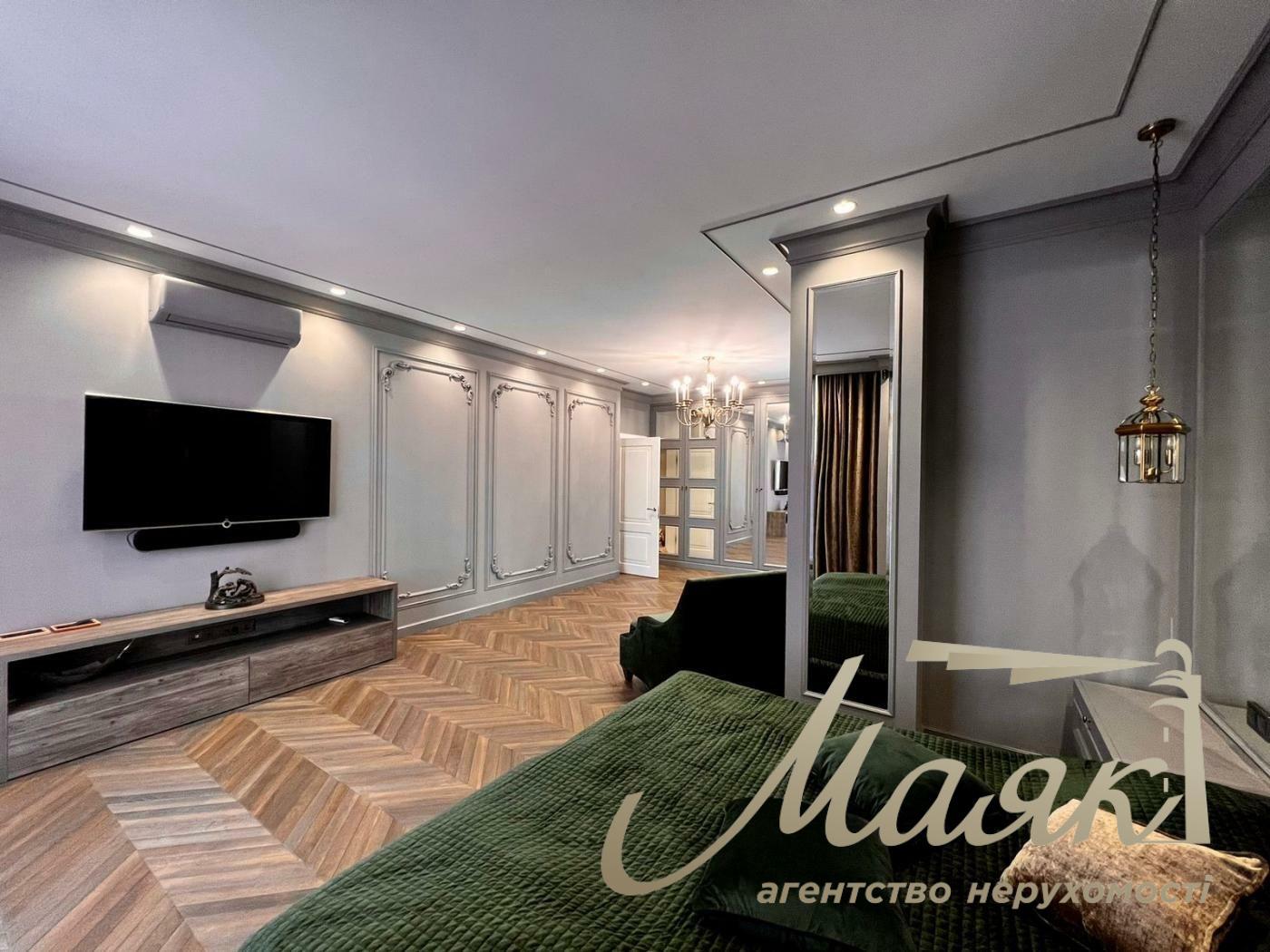 Продаж 3-кімнатної квартири 150м2 в ЖК "Новопечерські Липки", Драгомирова/Верхогляда 14, Печерський район, Центр, Київ