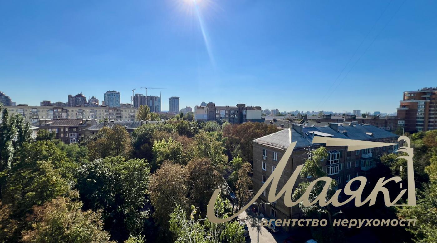 Оренда 2 кімнатної квартири на вул.Арсенальній 20, Печерськ