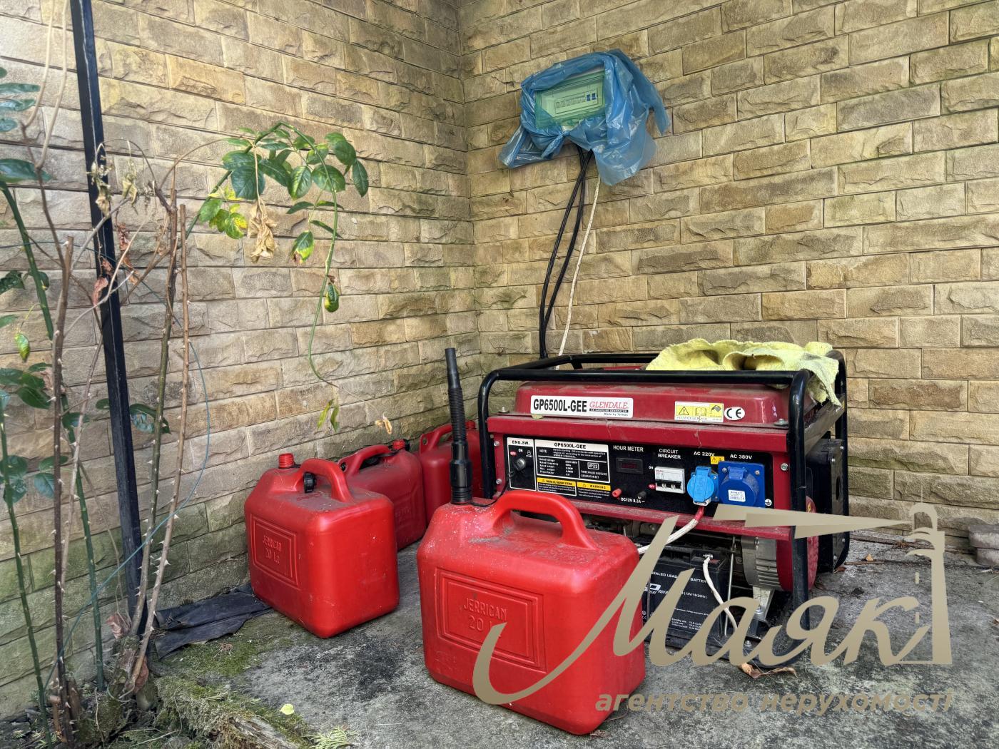 Rent 2-storey house 220m2 in. Ivankovici/Kruglyk, KG "Maetok"