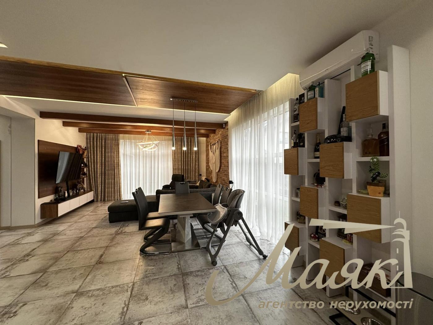 Продажа дома с ремонтом на Петропавловской Борщаговке, Киев.