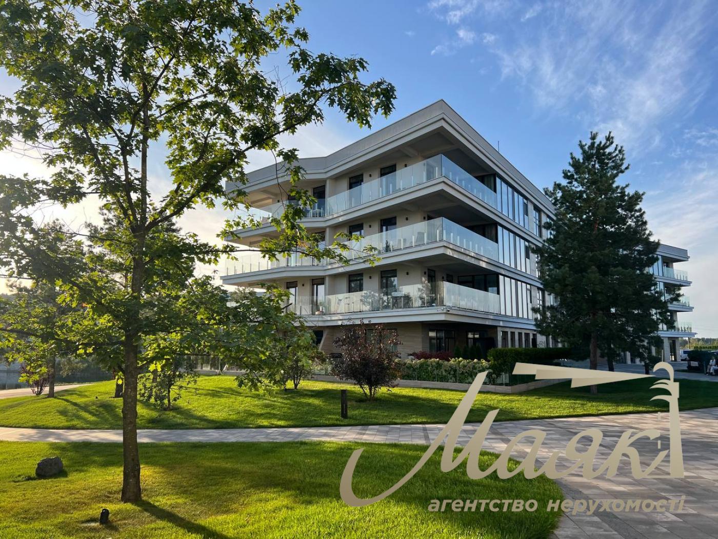 One bedroom apartment for sale 128.52m2 Residential Complex Park Lake City