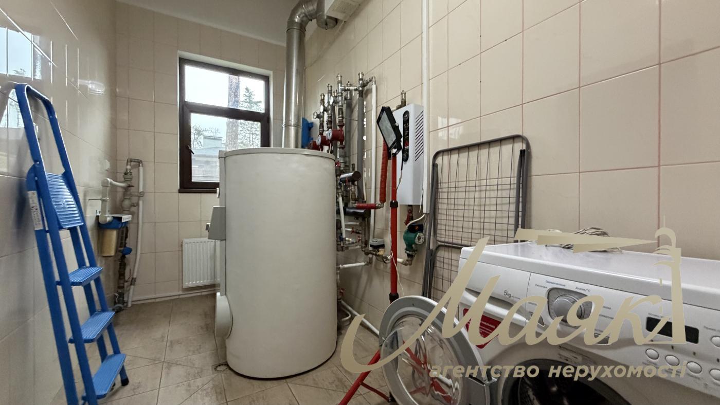 Оренда будинку К.Заспа, Козин, Плюти, оренда будинку в містечку, басейн, ліс, охорона