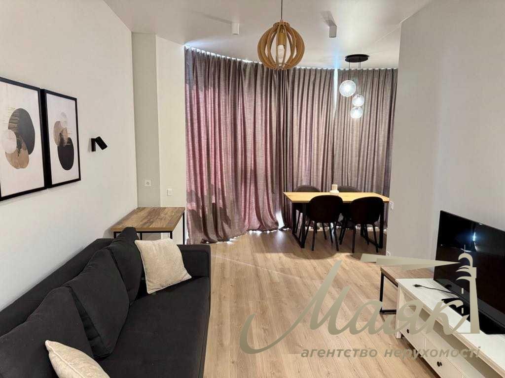 For sale 2-bedroom apartment in Business Class Residential Complex "Podil Plaza & Residence" Podilskyi