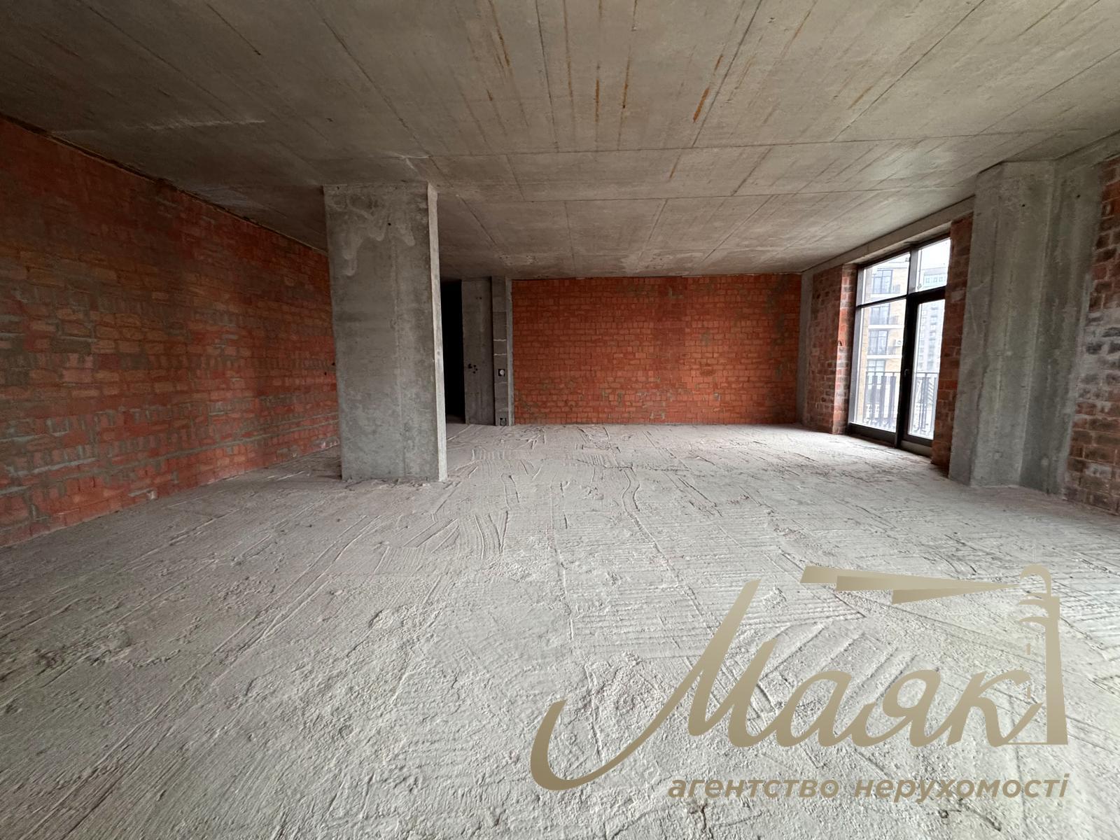 Продажа квартиры без ремонта 109 кв.м. в ЖК Liberty Residence