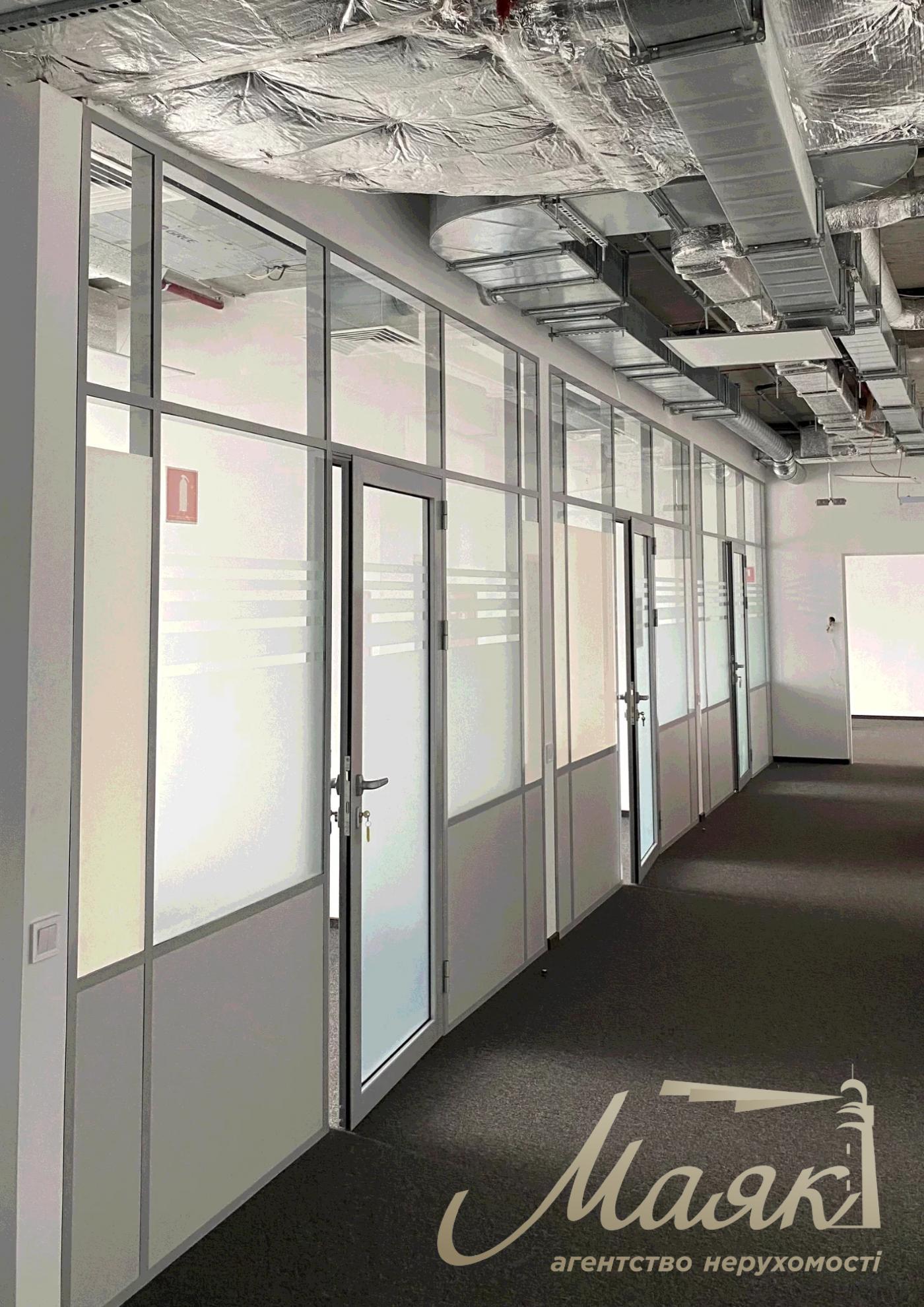 Office for rent with renovation 1294m2, BC Astarta, Podol