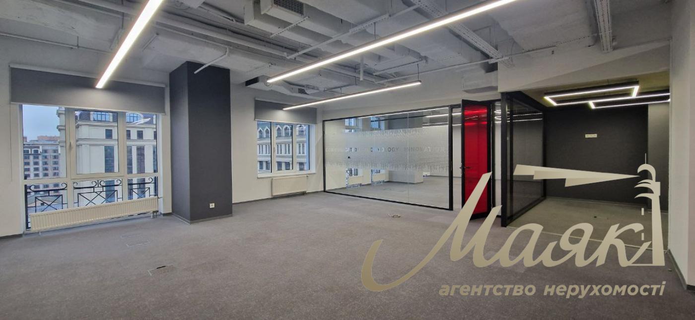 Rent Office 960 m2 in BC "Astarta", Naberezhno-Kreschatitskaya street, Podol.