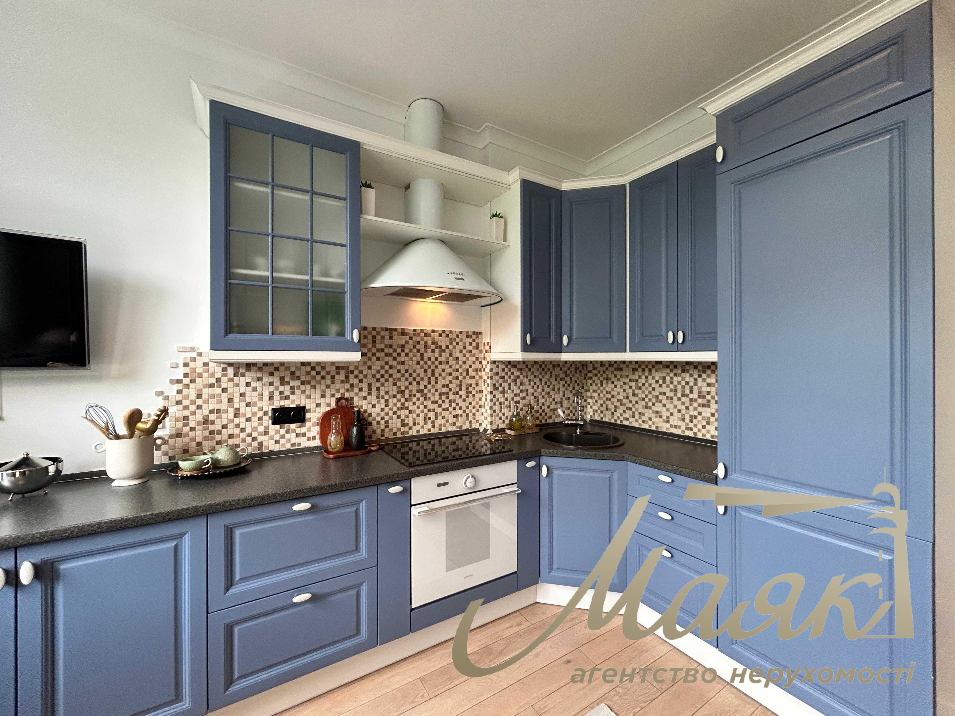 For sale 1k apartment 52m2 in LCD Novopecherskie Lipki, Dragomirova/Verkhoglyada 3, Pecherskiy district.