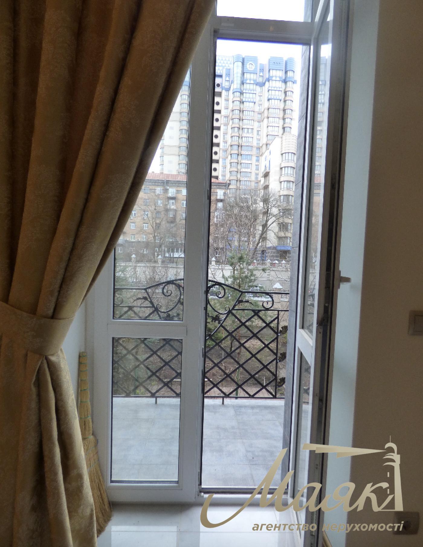 Rent apartment 91.7m2 st. Bankova 3, Lipki, Pechersky district, Government quarter, Kyiv