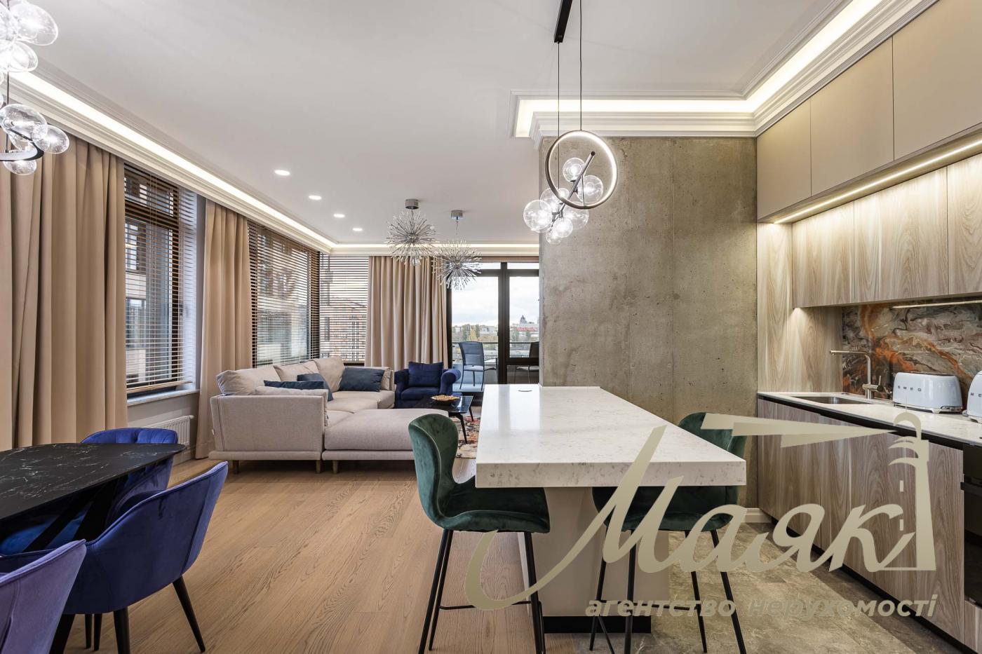 Продажа видовой 3-комнатной квартиры в ЖК Tetris Hall, ул. Ивана Федорова, 2а