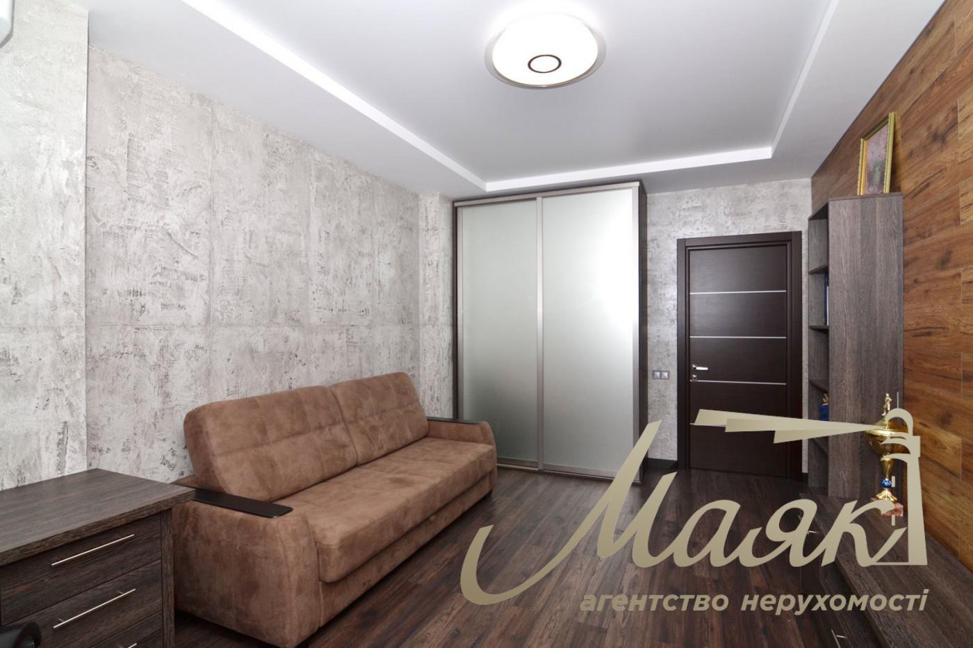 Продажа 4к квартиры ЖК Лазурный Блюз, ул. Туманяна, Русановка