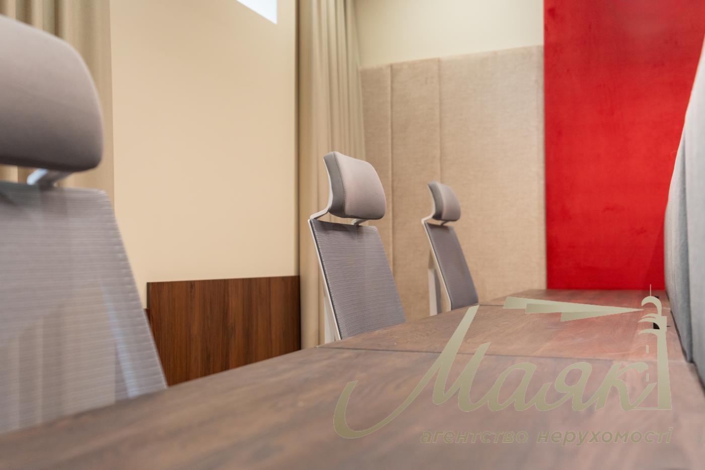 Оренда офісу в Центрі, вул. Антоновича