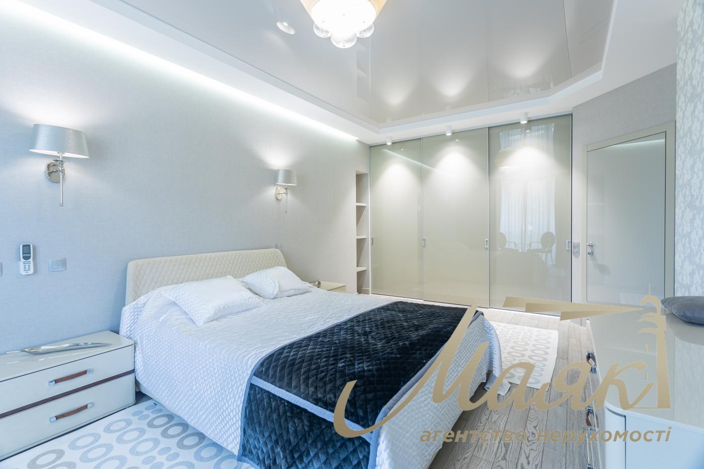 Продаж 3х-кімнатної квартири 108.3м2 вул. Коперника, Шевченківський район, Лук'янівка, Київ