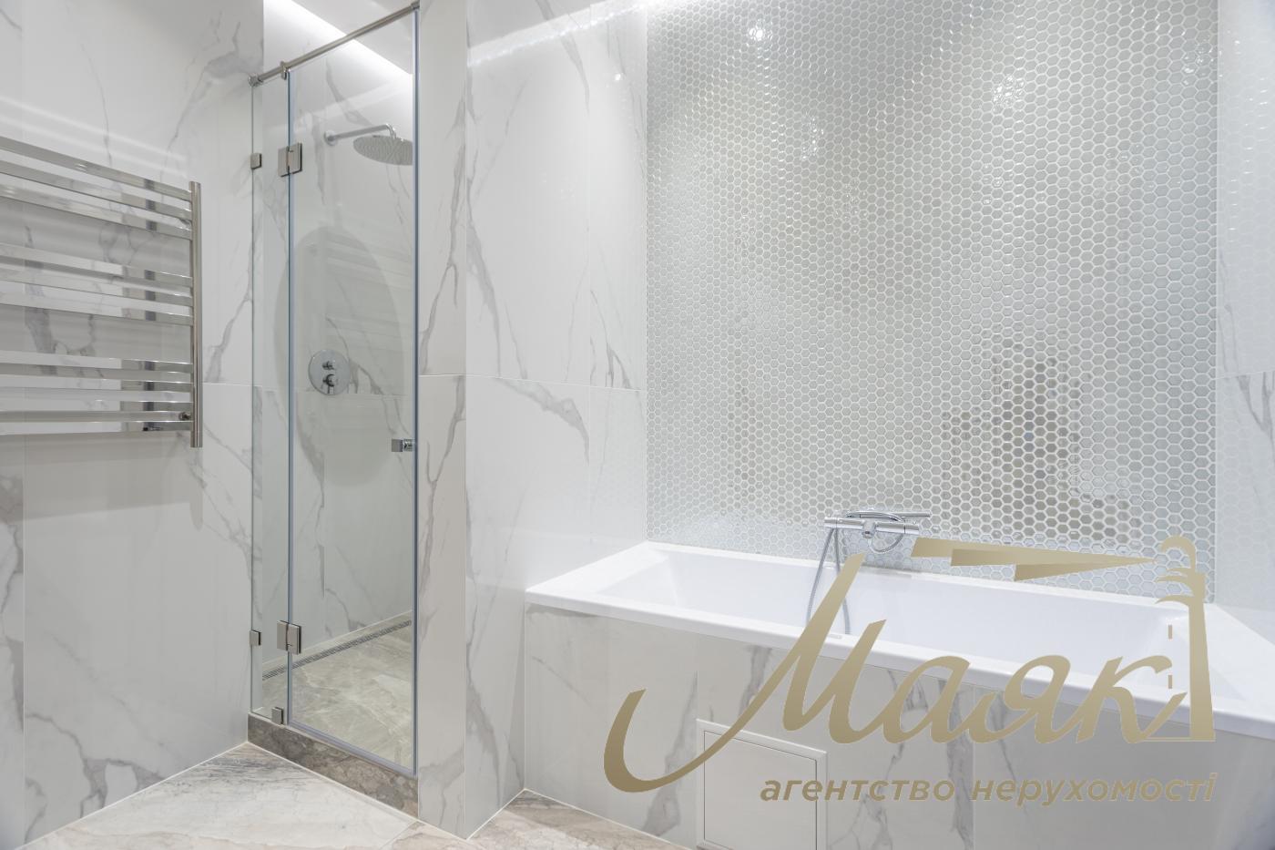 Продаж 4-кімнатної квартири 180 м² в ЖК "Новопечерські Липки", Драгомирова 15Б, Печерський район, Київ.