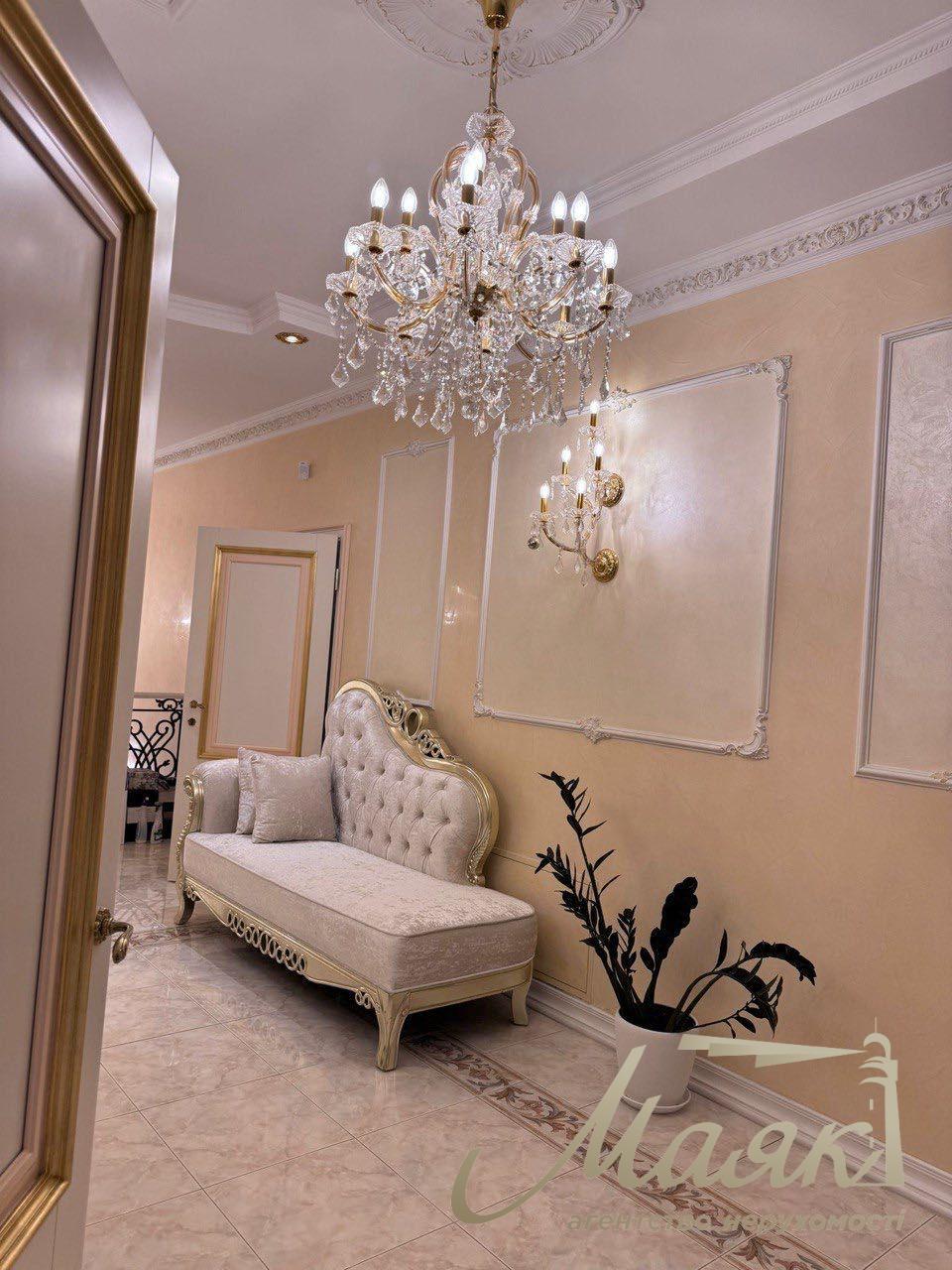 Rent a house 470m2 with access to water in SMT Kozin/Koncha zaspa