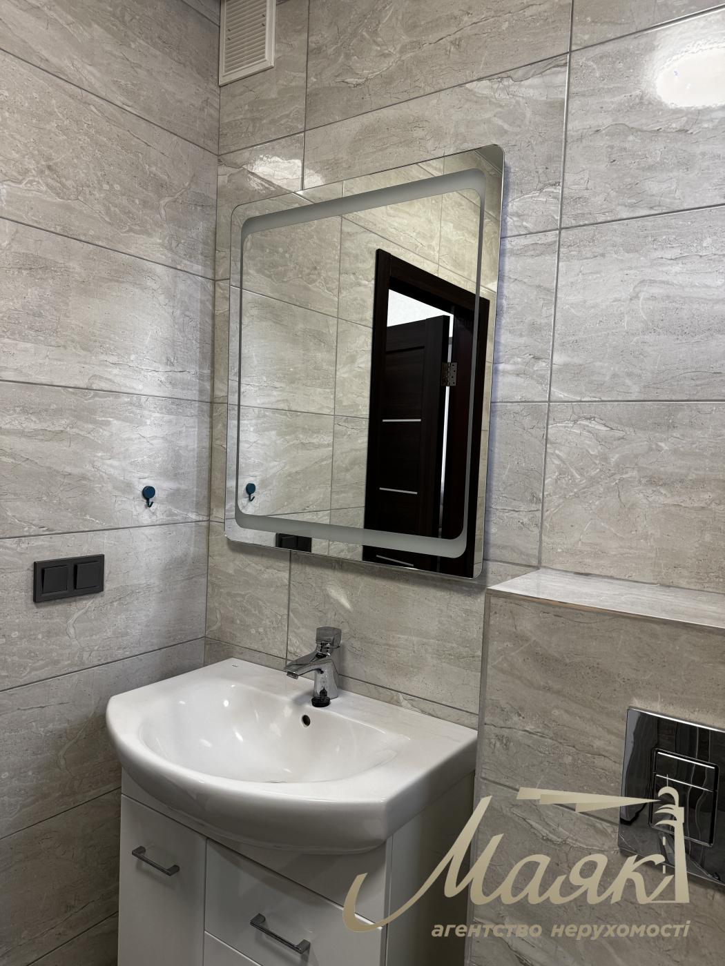 Оренда 2к. квартири в ЖК Комфорт Таун, Регенераторна вул., 4 к1-9