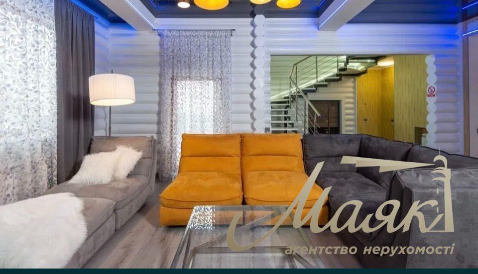 Оренда 2-х поверхового будинку 250м2 , Круглик