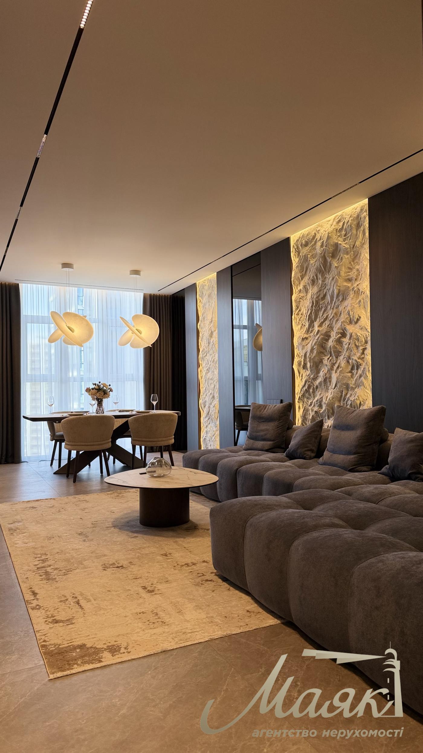 Продаж квартири 118м2 в ЖК Новопечерськие липки, ул. Андрея Верхогляда 15Б. (Михайла Драгомирова)