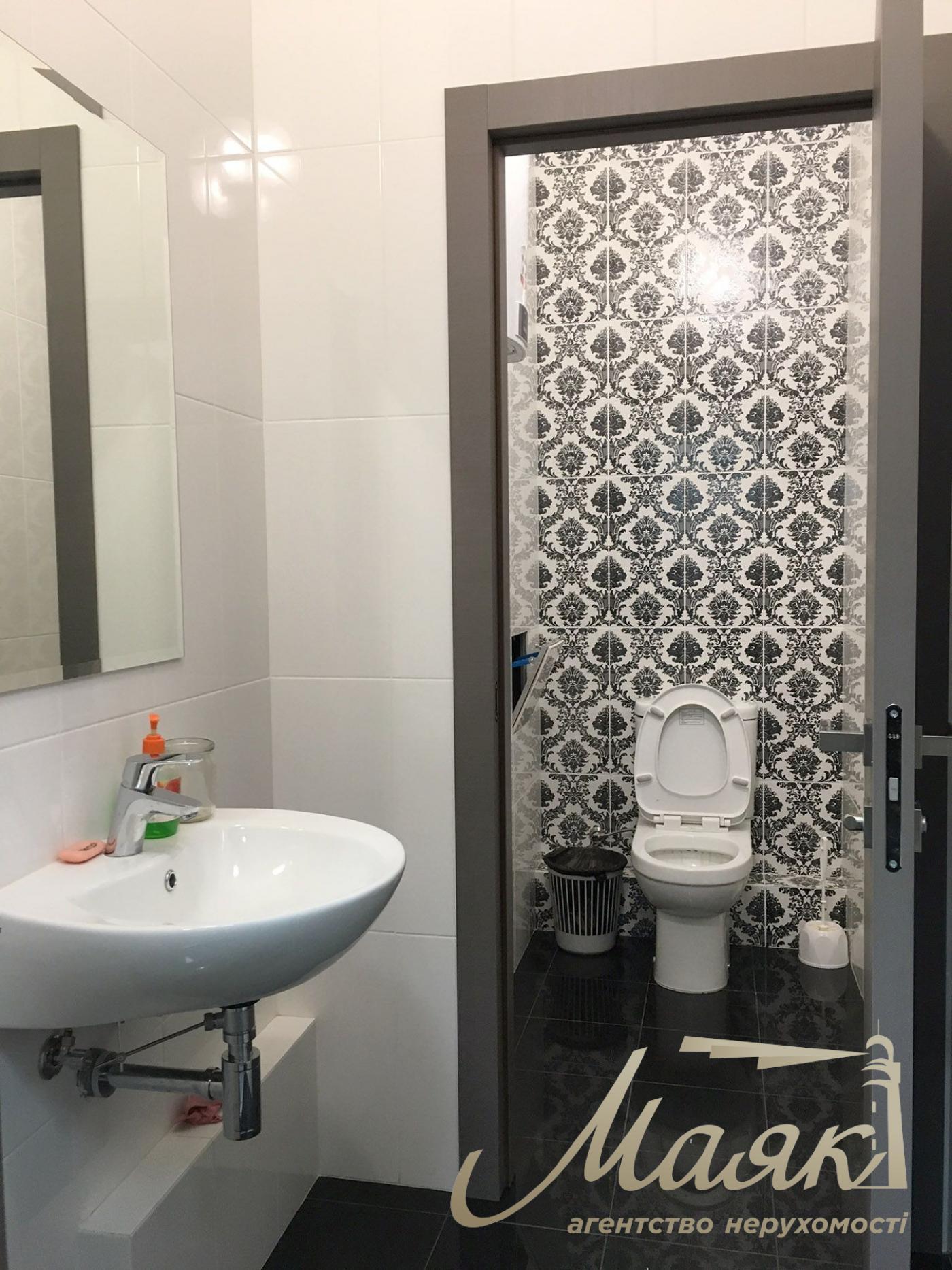 Оренда офісу 340м2 у БЦ Карнегі, вул.Кловський узвіз 7.