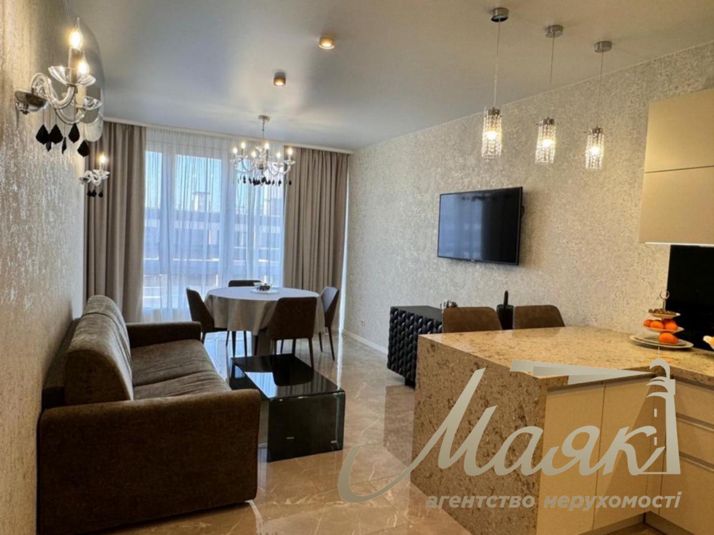 Rent 3-room apartment, "Hofmann House", Center, (There is always electricity)
