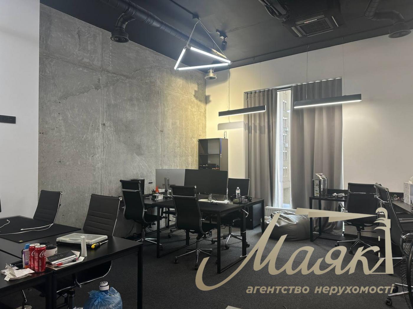 Оренда офісу 680м2 в ЖК Нью Йорк по вул.Антоновича 74, Олімпійська