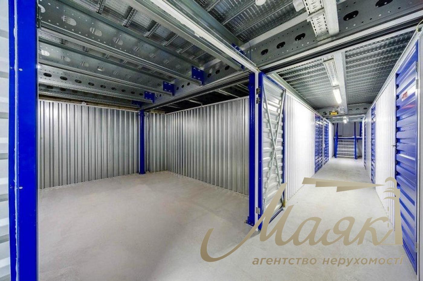 Sale of warehouse premises with an administrative building on the right bank of Kyiv.