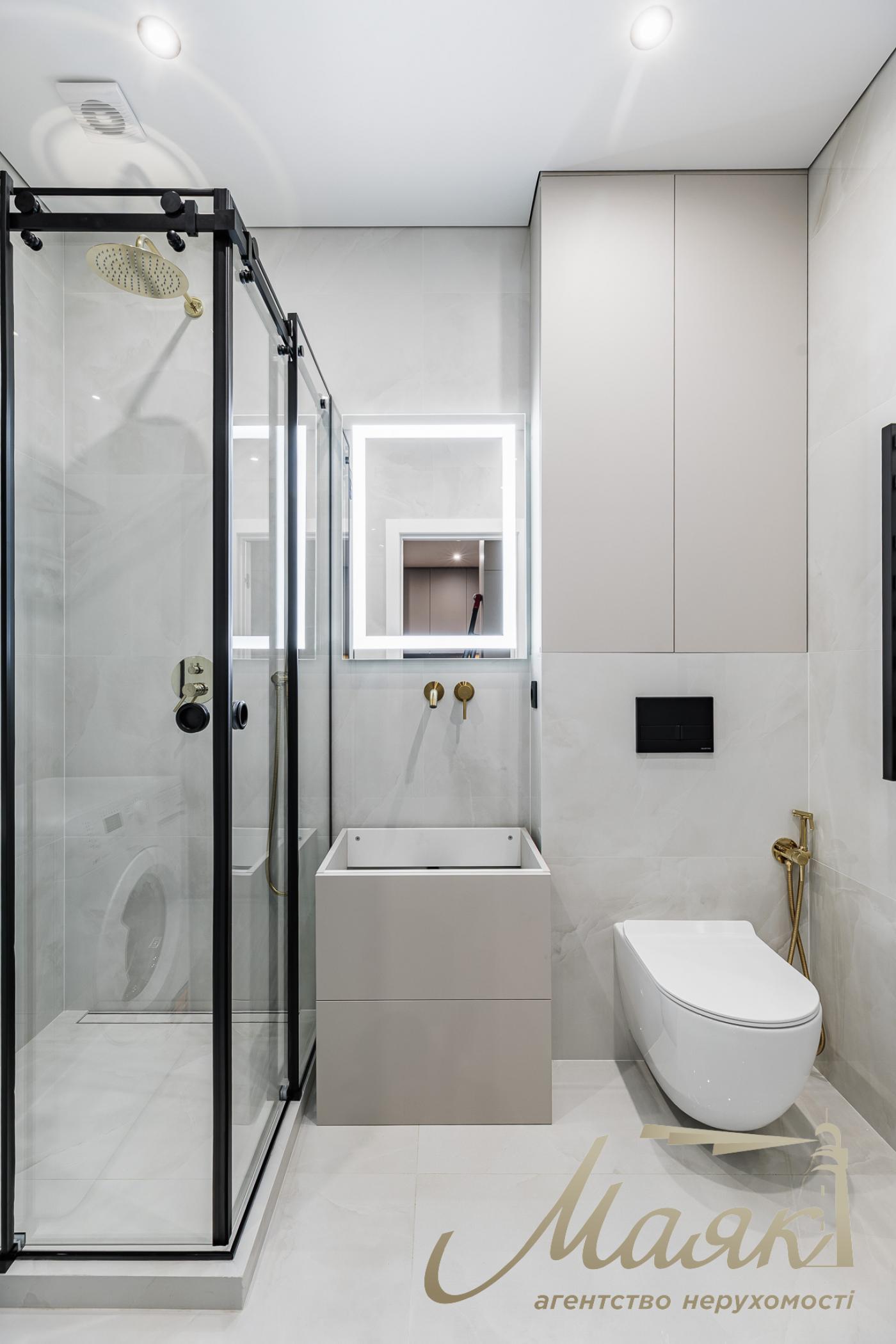 Продажа 1-комнатной квартиры с ремонтом ЖК Варшавский 3, Виноградарь, Киев