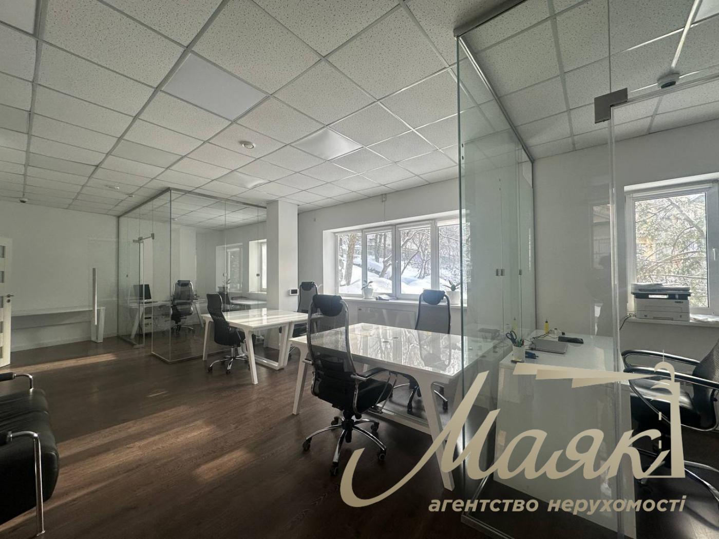 Аренда офиса 92м2 по ул.Барбюса 5А, Олимпийская
