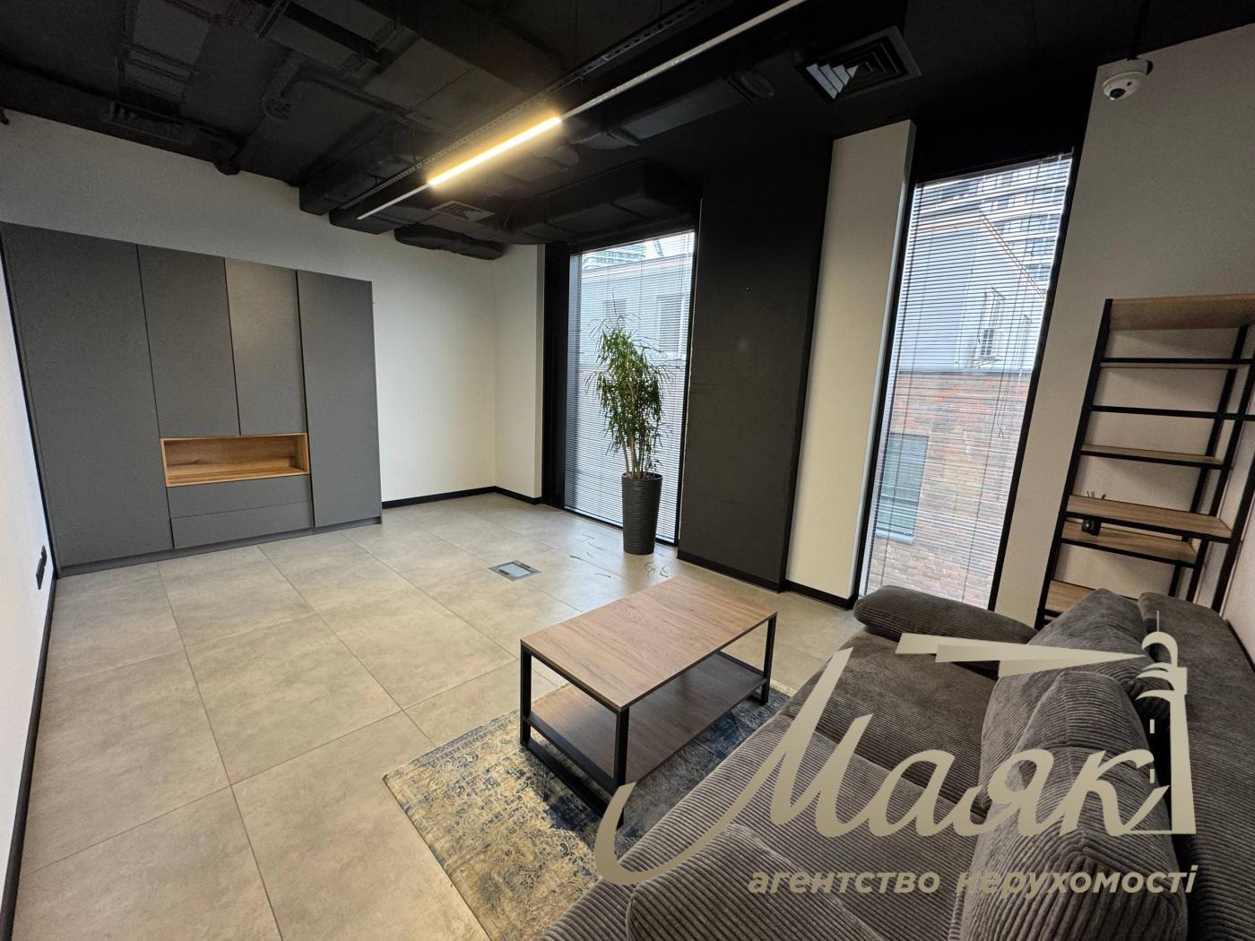 Оренда офісу 418м2 у БЦ класу А, вул.Красилівська, Голосіївський район.