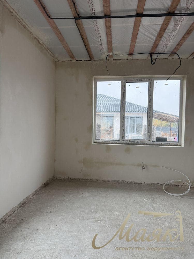 Продаж будинку (130 м²) на 8 сотках землі в с. Петропавлівське, Бориспільський район