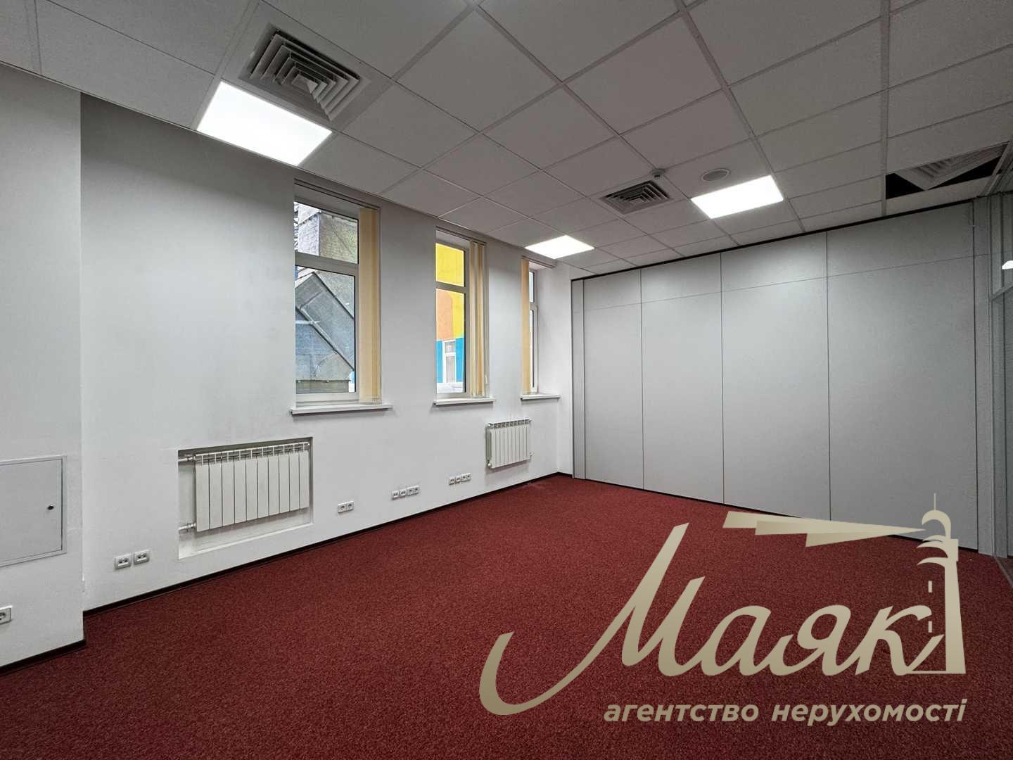 Оренда офісу 1203 м2 в БЦ на Героїв Космосу, Святошино