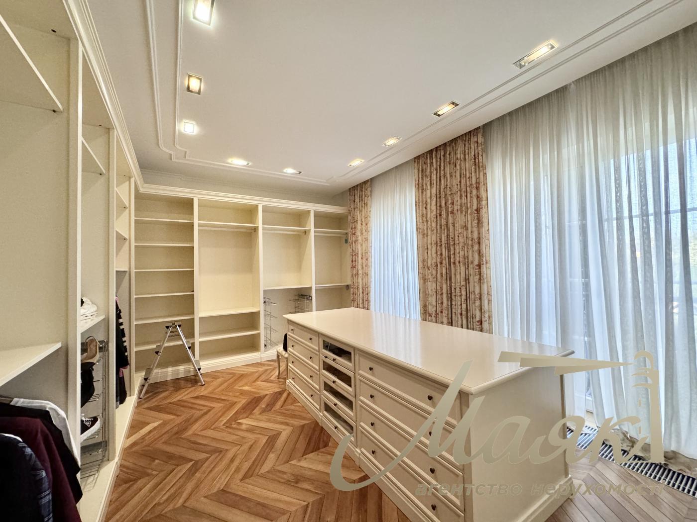 Sale of a house with access to the Dnieper, Damba, Koncha-Zaspa, Kozin