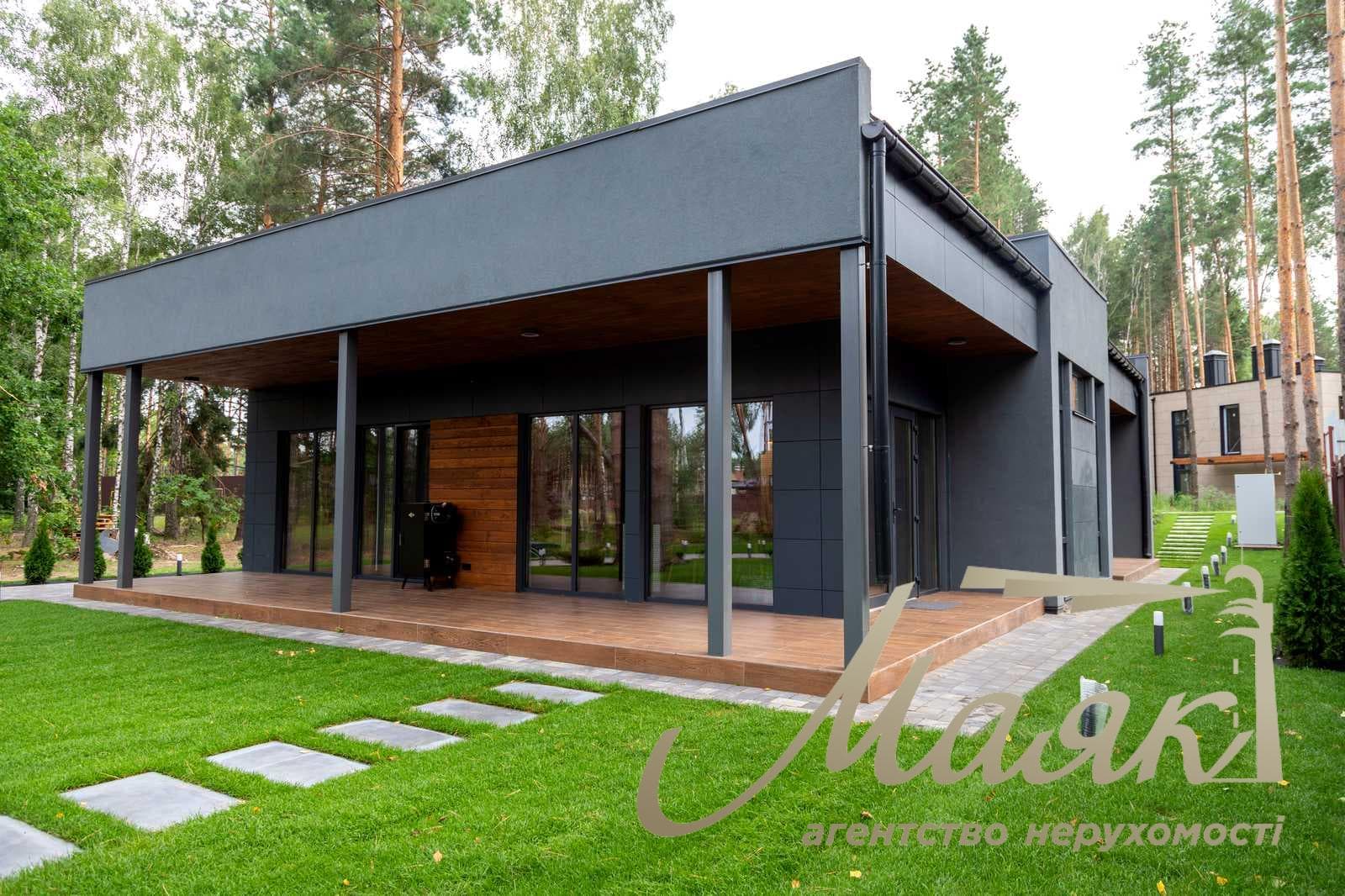 Продаж будинку площею 330 м² у житловому комплексі Riviera Village, с. Лебедівка, Вишгородський район, Київська область.