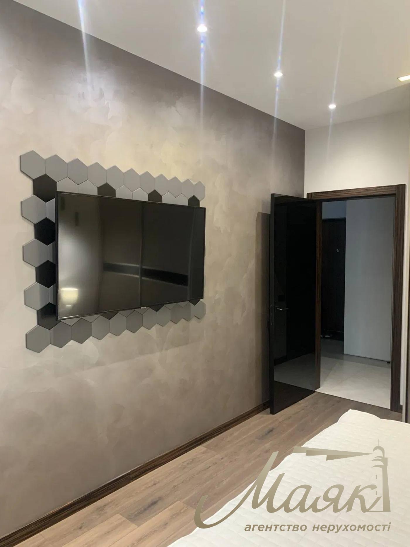Rent 1-bedroom apartment 50m2 LCD TETRIS HALL Delovaya street, 1/2