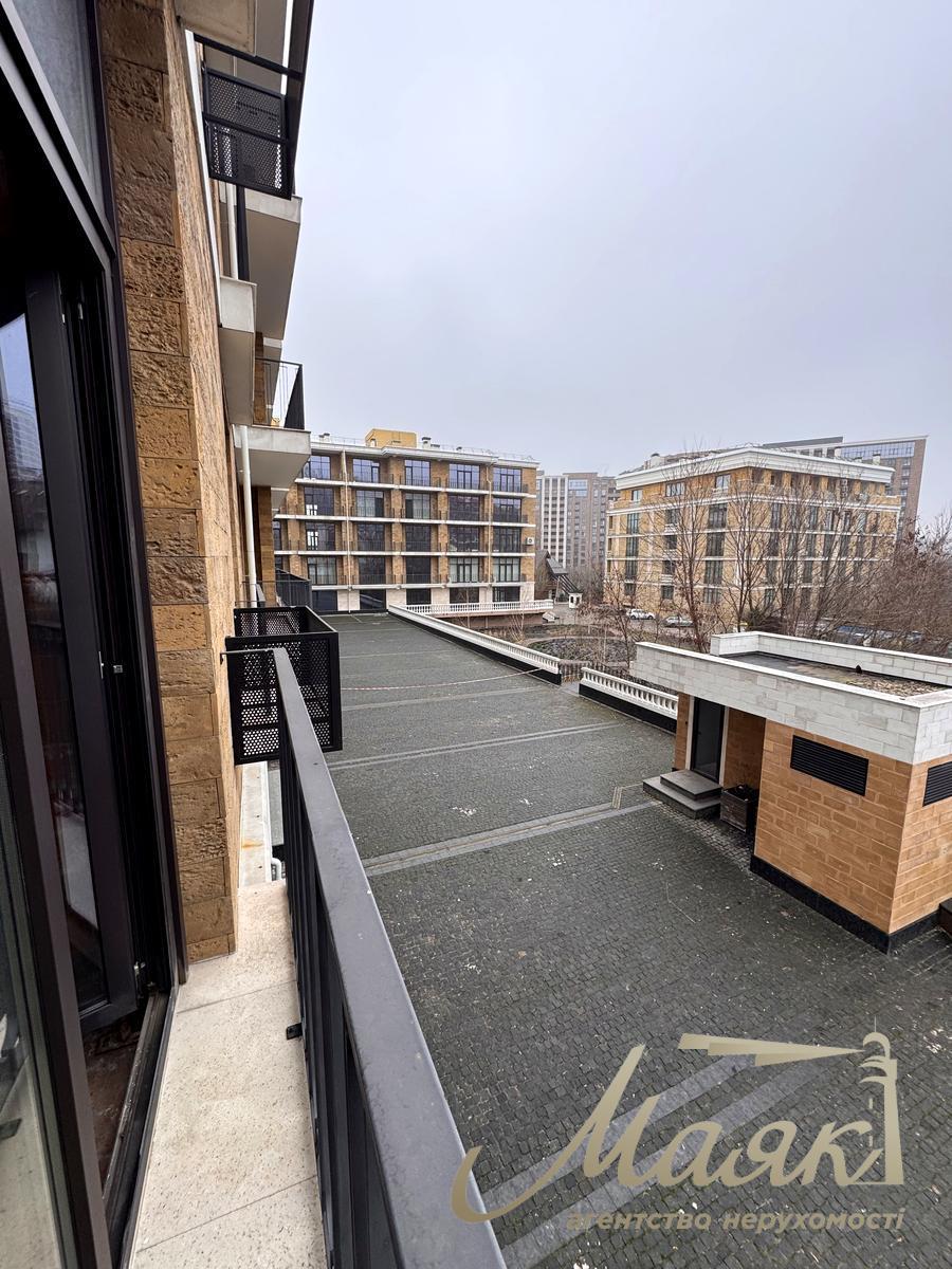 Продажа квартиры без ремонта 109 кв.м. в ЖК Liberty Residence