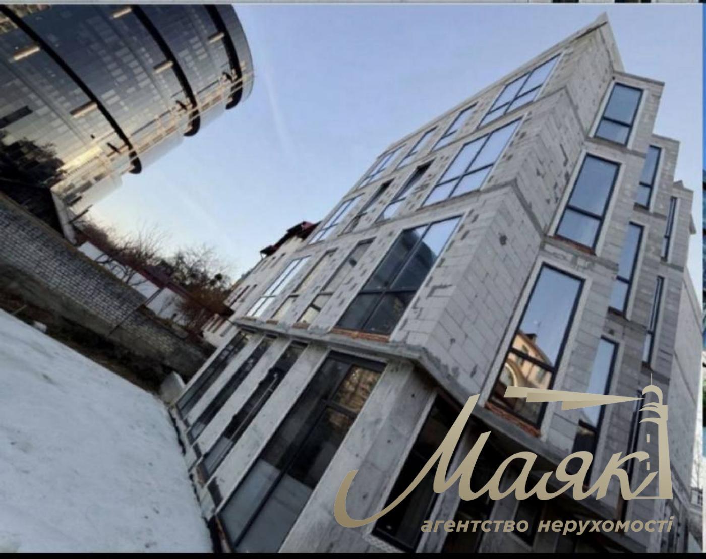 For sale condominium building 543m2, Michurina, 7