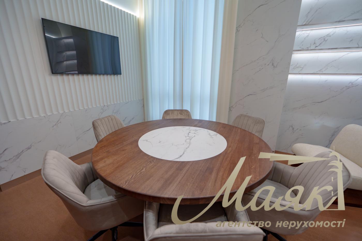 Продаж офісу з терасою ЖК Crystal Park Tower, пр. Перемоги (Берестейський)