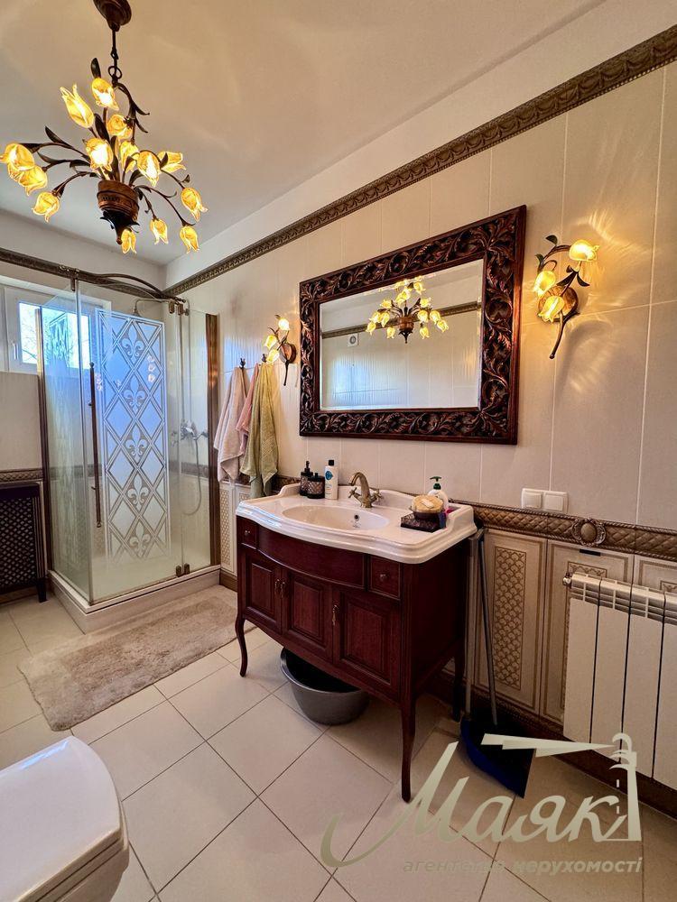 Продажа дома 350м2 в КГ «Золотые Ворота», с. Конча-Заспа/Козин, Обуховское направление